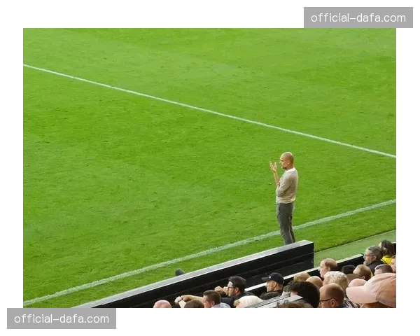 评论:维加斯金骑士防守体系崩塌,卫冕之路首轮出局背后原因剖析